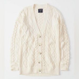 ABERCROMBIE & FITCH BOYFRIEND CARDIGAN